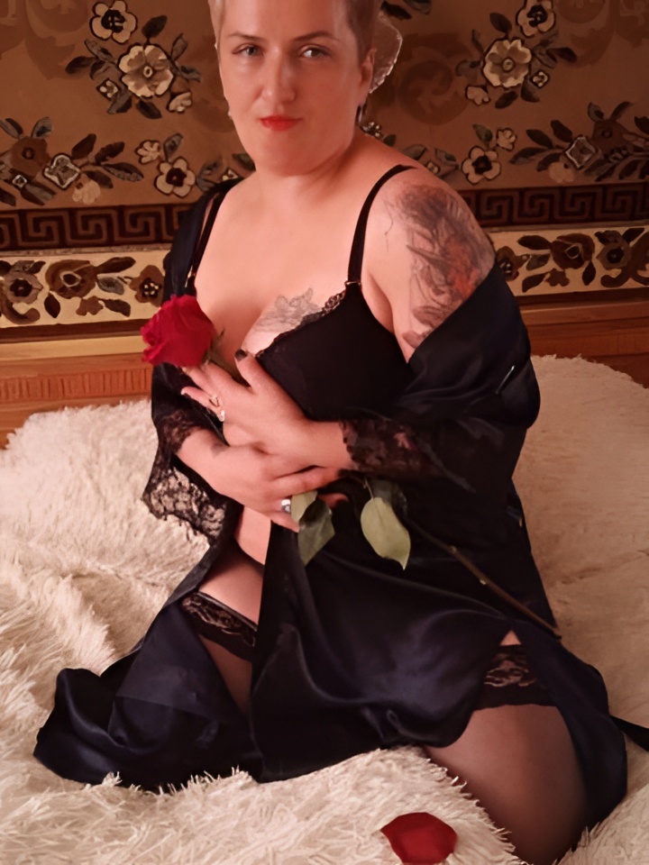 Индивидуалка Далия, доступна для личного знакомства от 10000 руб